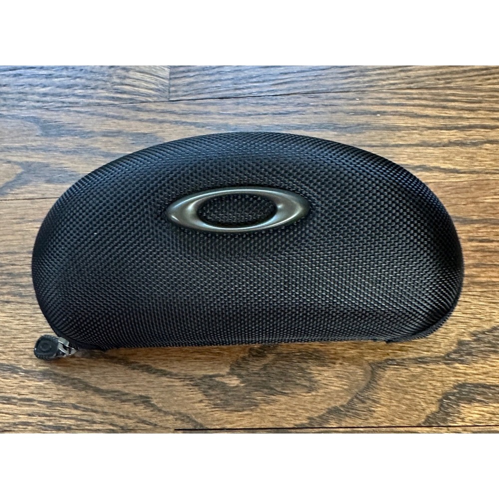 Oakley Sunglasses Case Hard Shell Vault OS Black Unisex Protective Travel Case